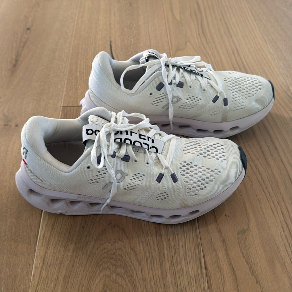 Women’s ON Running Cloudsurfer 7.5 White Lilac